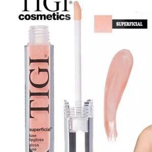 TIGI Pink Lipgloss Color Superficial